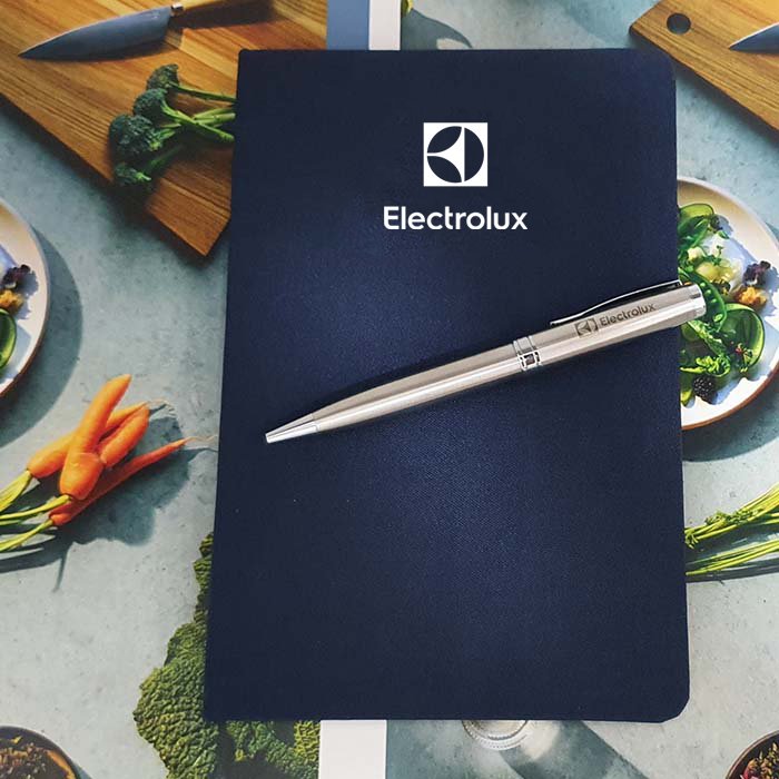 Fauna Recycled PET notebook. FSC-certified paper. navy blue