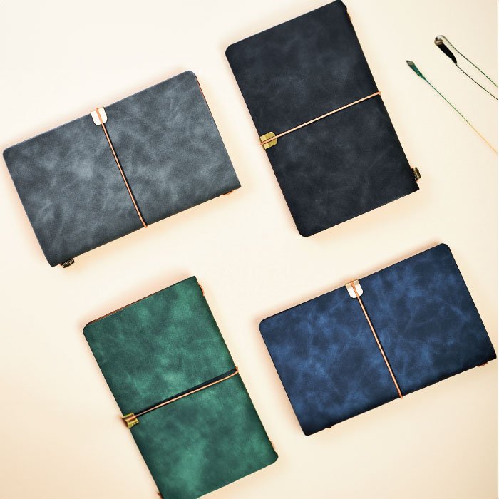 Sapphire Twin page notebook. (6)