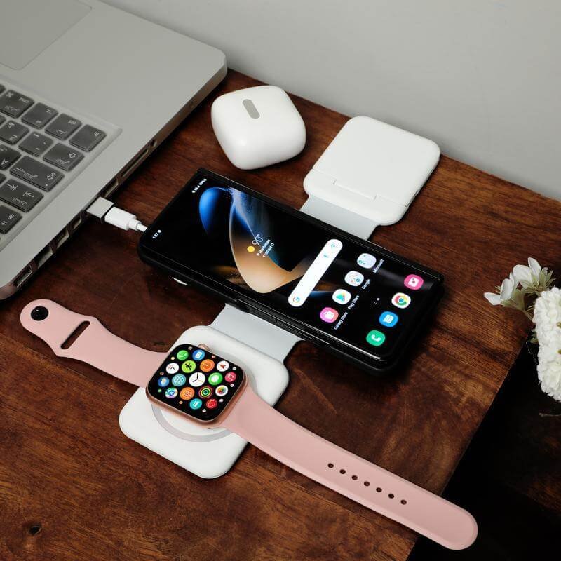 Maruchi 2-in-1 fast wireless charger (15W) & multi cable set. (4)